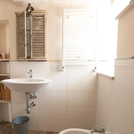 Caroseno Bed & Breakfast *